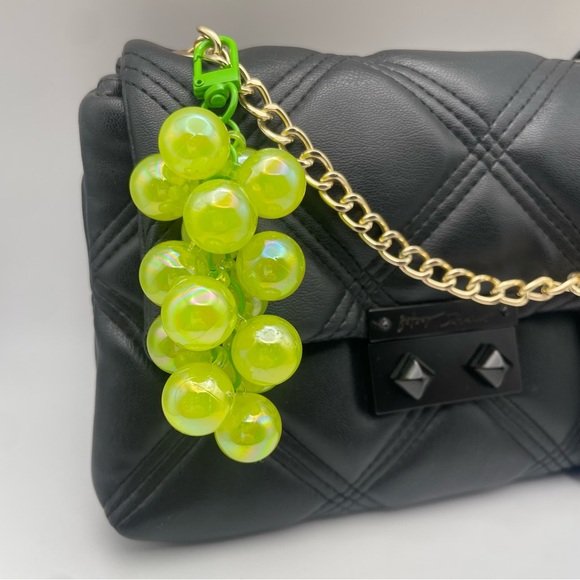 Accessories - BUBBLY GRAPES | Bag Charm | Keychain (Brand New!) 🍇